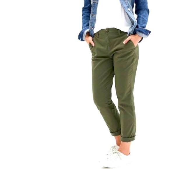 GAP Pants - Gap Girlfriend Chino 6 Slacks Pants Casual Straight Ankle Cropped